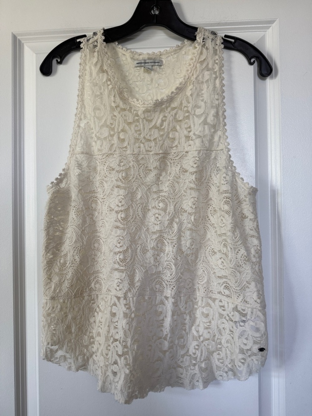 American Eagle Outfitters Ivory Lace Sleeveless Camisole